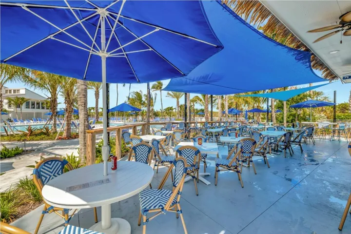 TIKI BAR,,