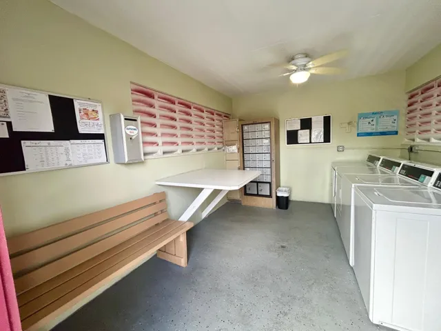 COMMON LAUNDRY