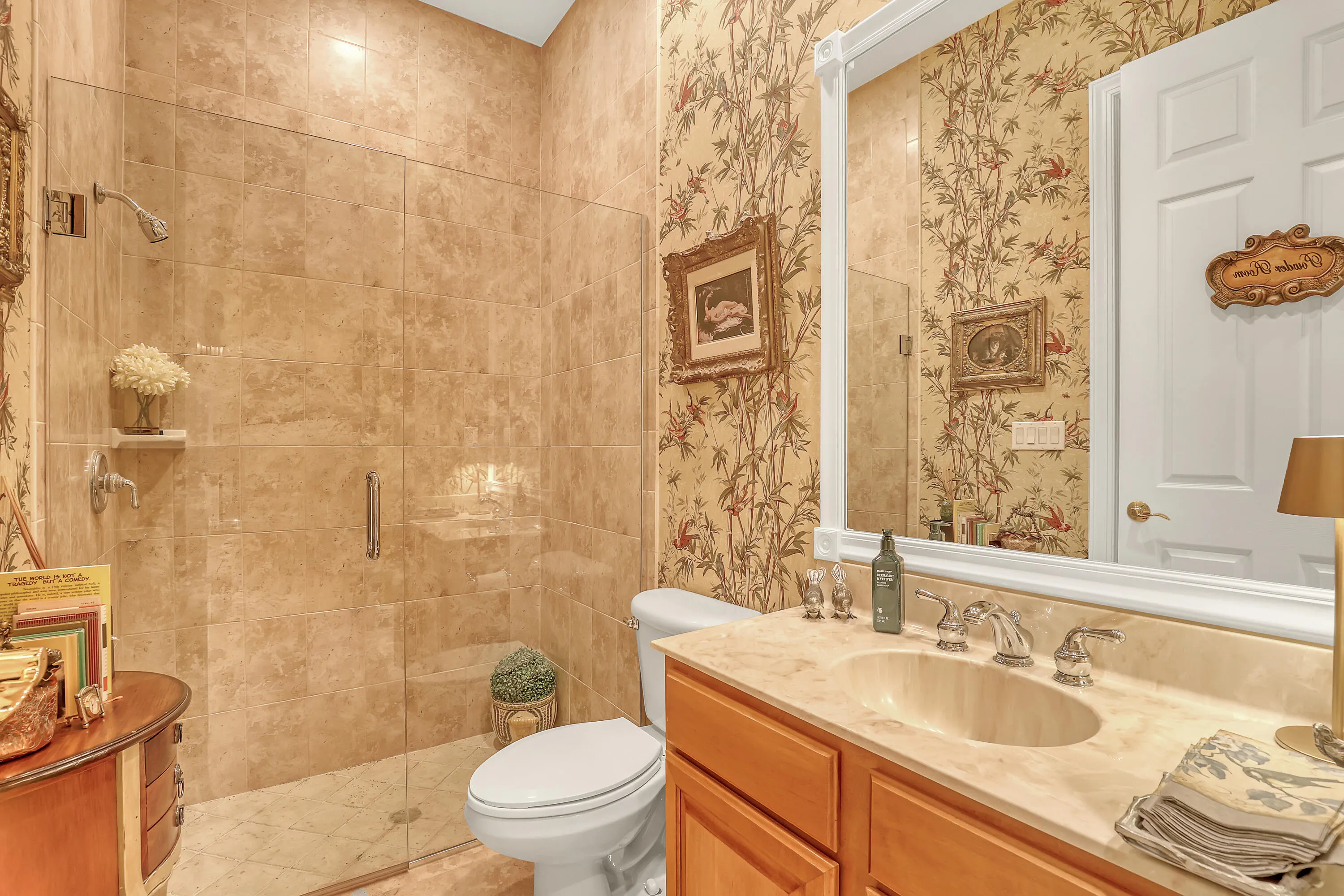 Full bathroom #3