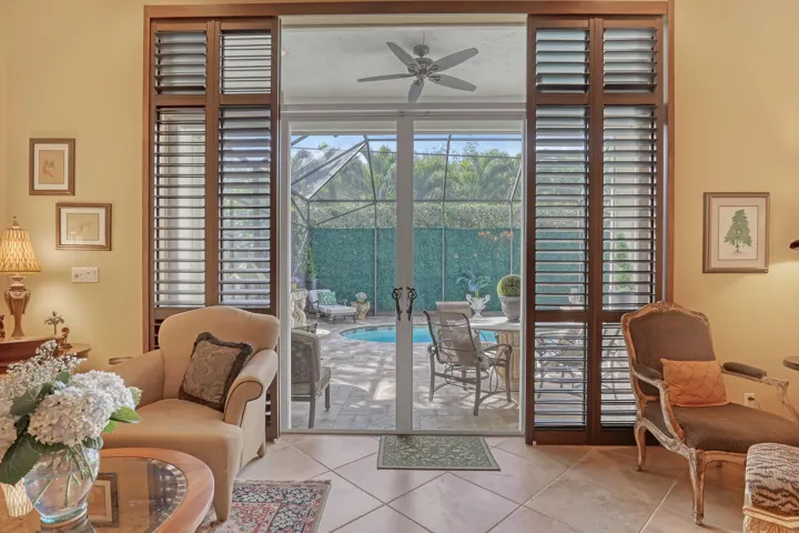 Does the pool draw you out?