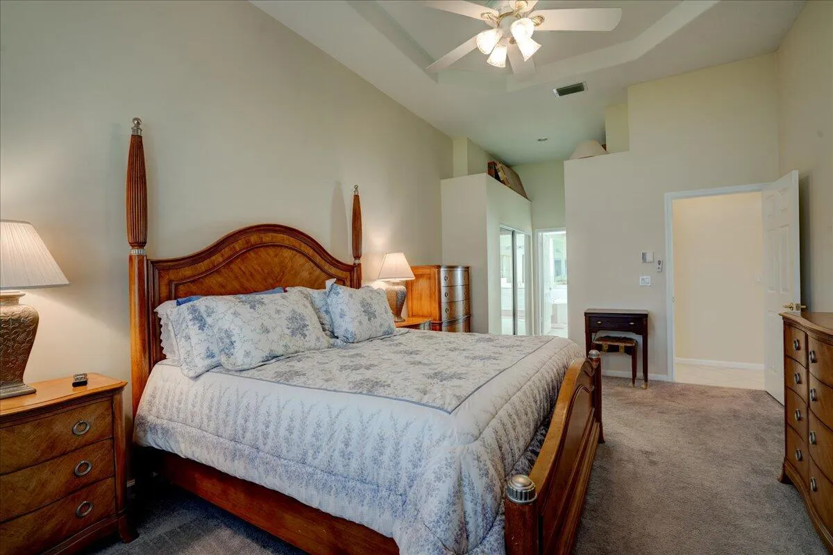 30-15232 Fiorenza Cir-36