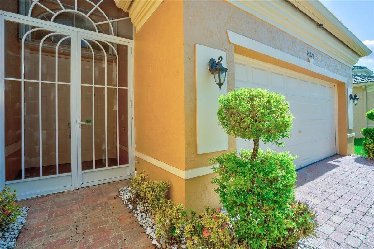 04-15232 Fiorenza Cir-42