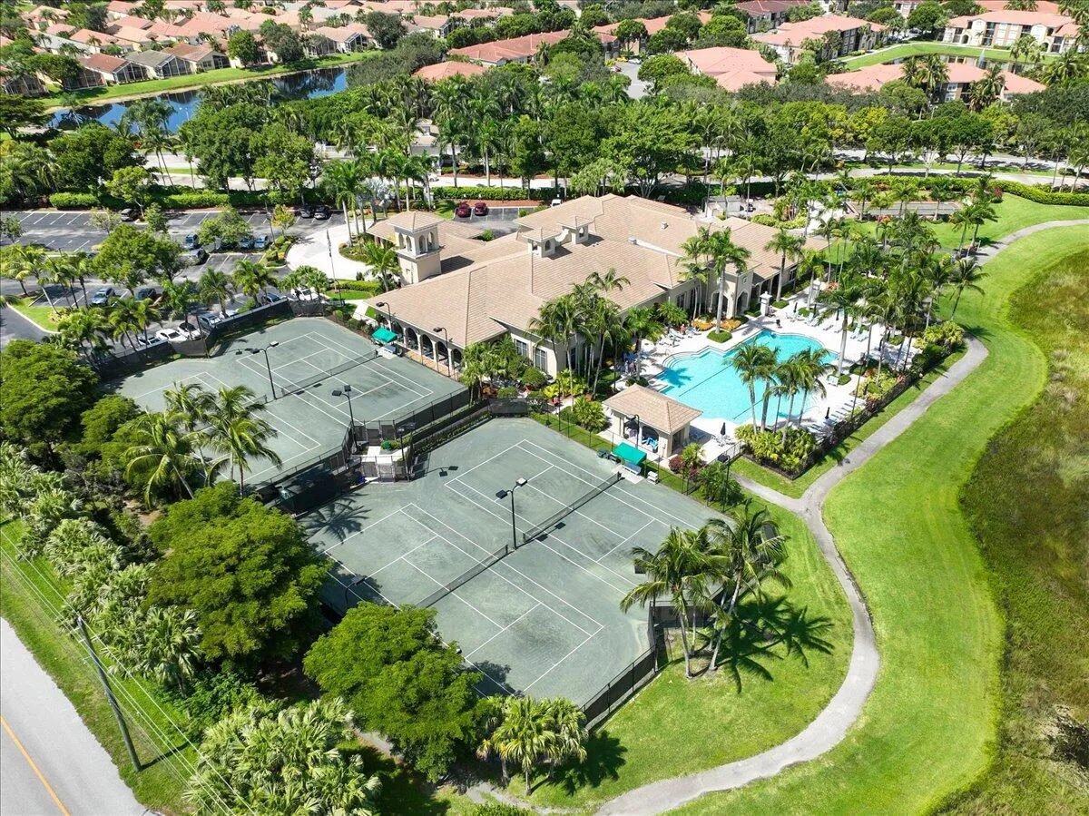 42-15232 Fiorenza Cir-2