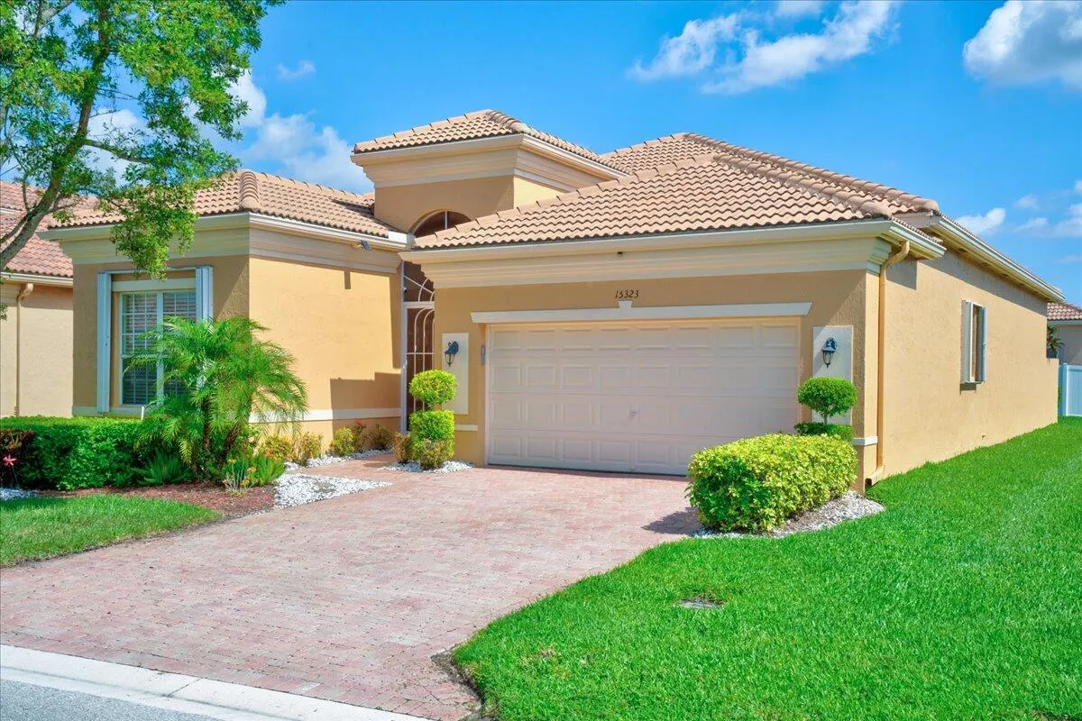 02-15232 Fiorenza Cir-45