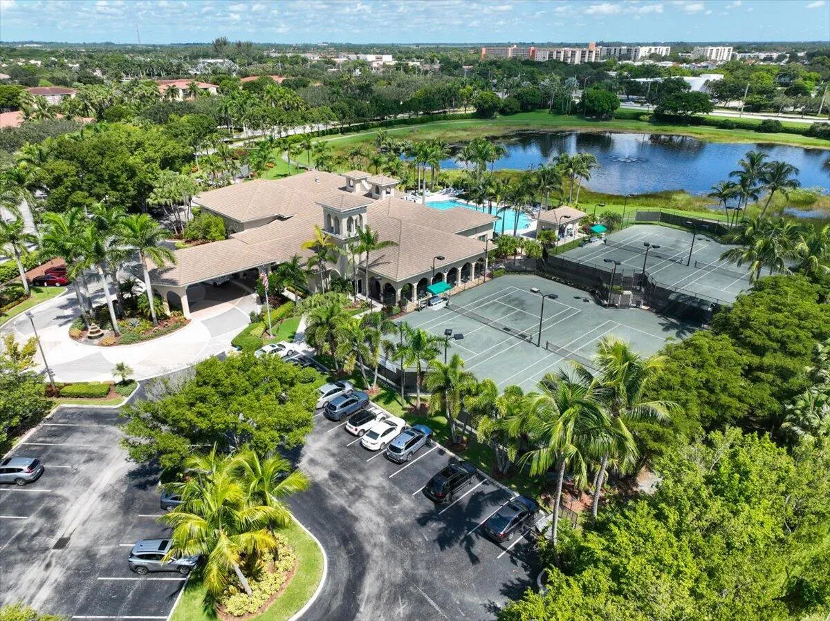 41-15232 Fiorenza Cir-1