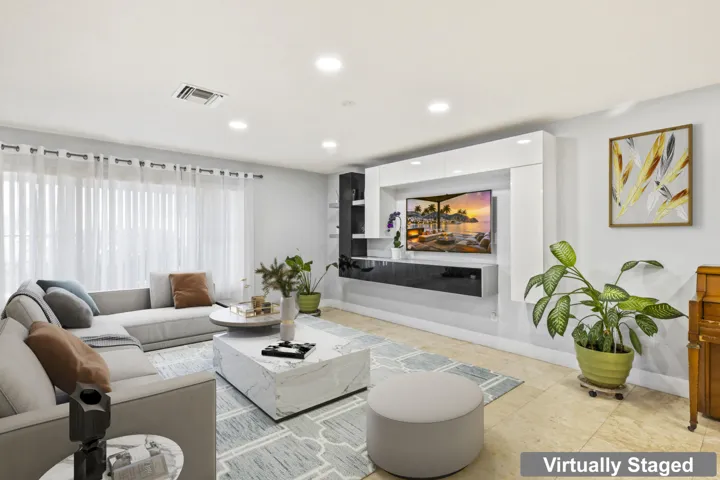 8361_Wilton_Dr_001