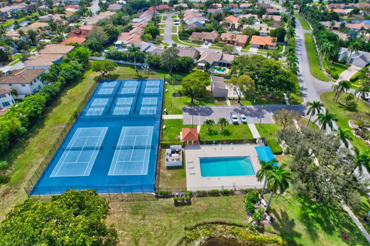 30. the community pool, tennis and pickl