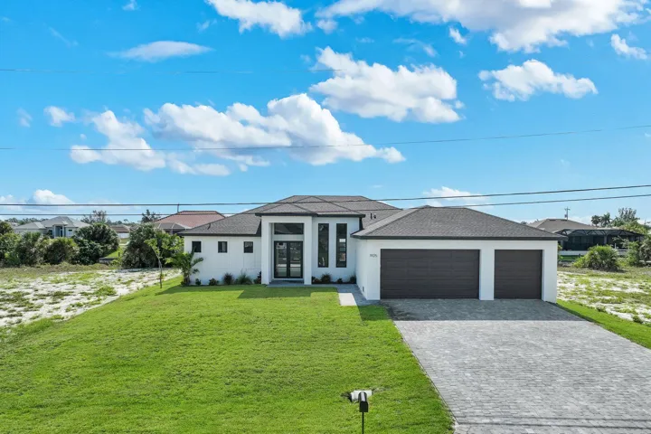 1925 NW 34th Pl, Cape Coral, FL 33993 (3
