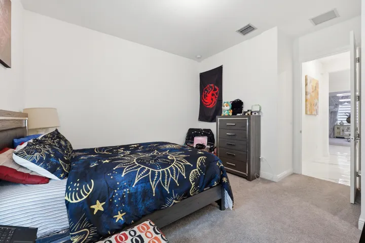 42_8p3a2955