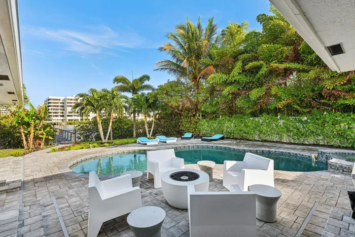 038-820NorthAtlanticDrive-Lantana-FL-334