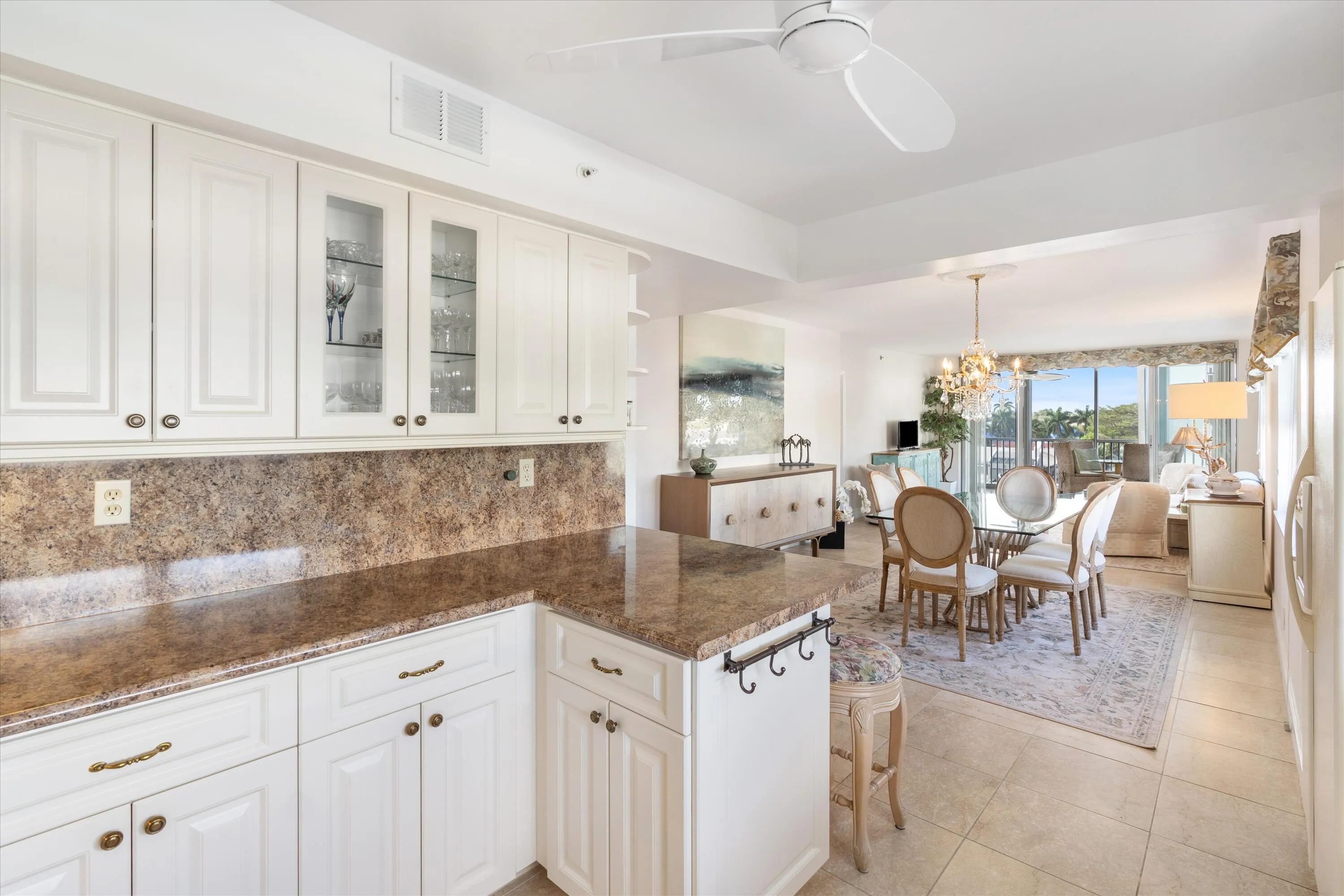 Kitchen to dining