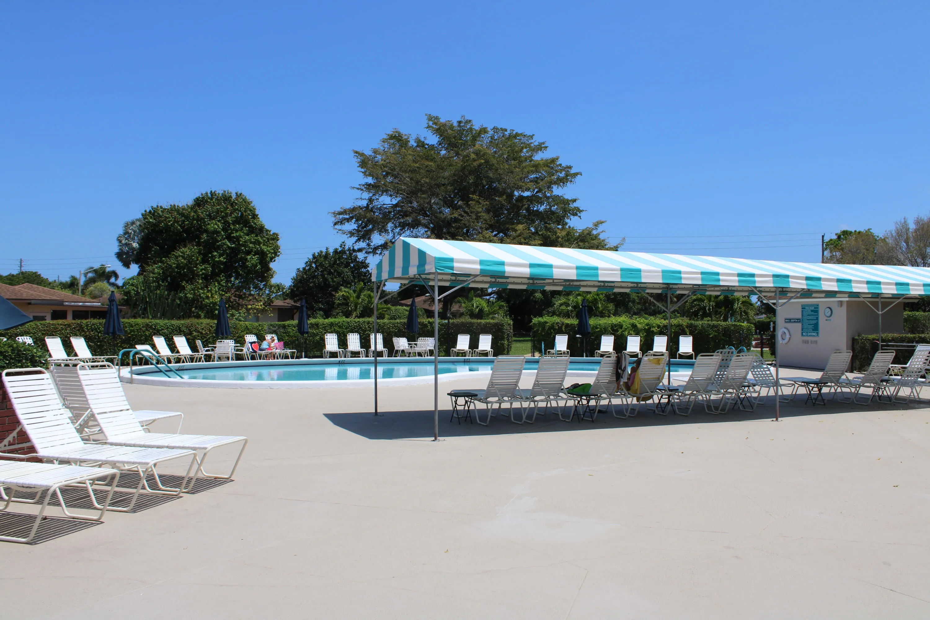 bonaire pool