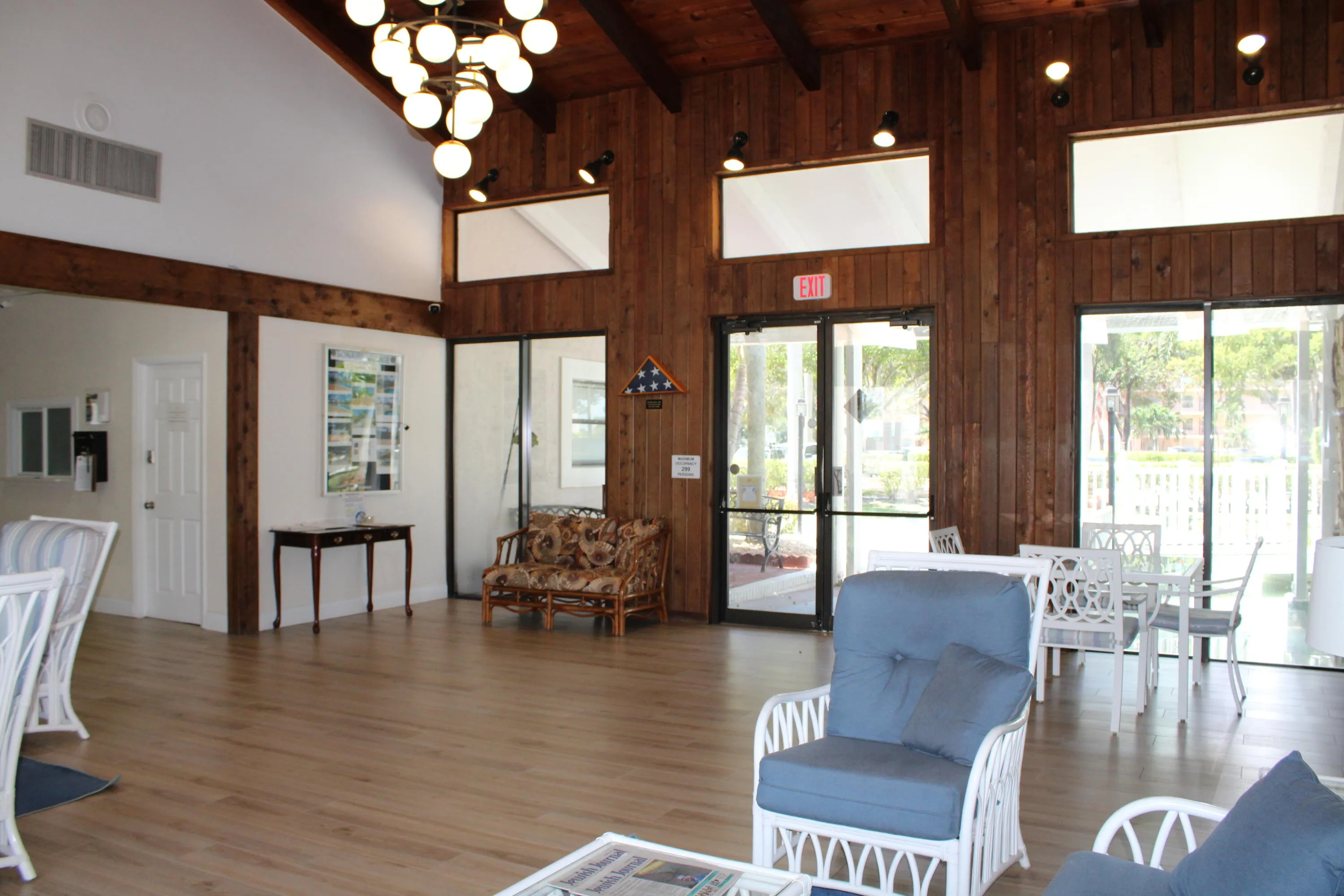 bonaire cluhouse lobby