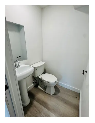 Half Bath.HEIC-page-00001