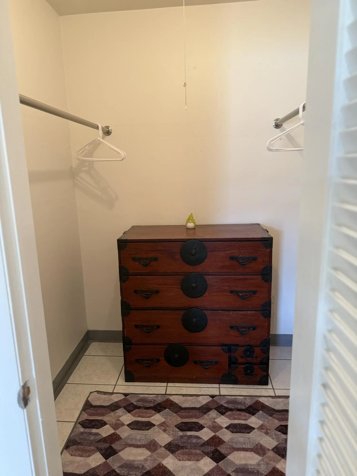 walk in closet