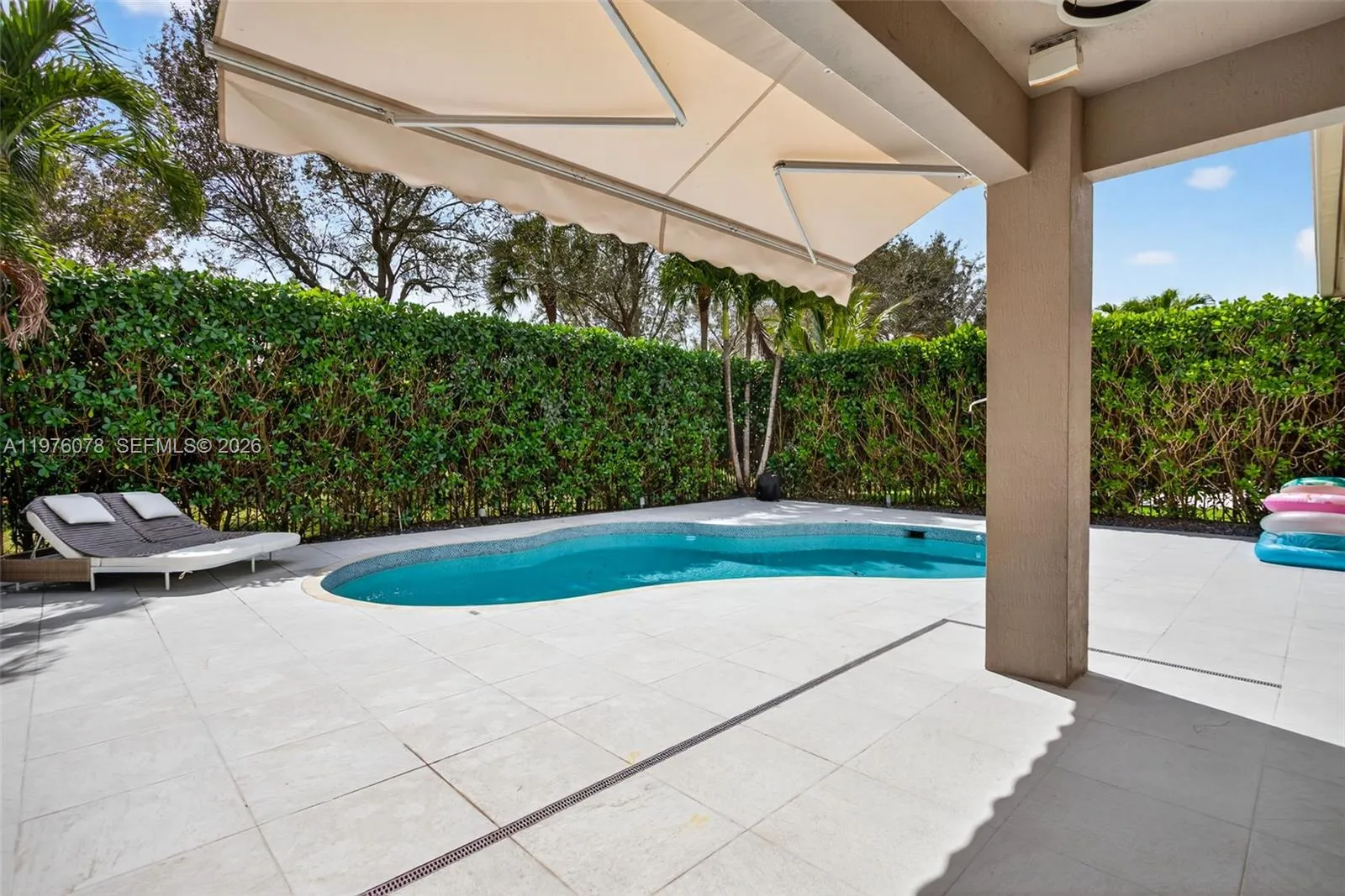 Property photo 40