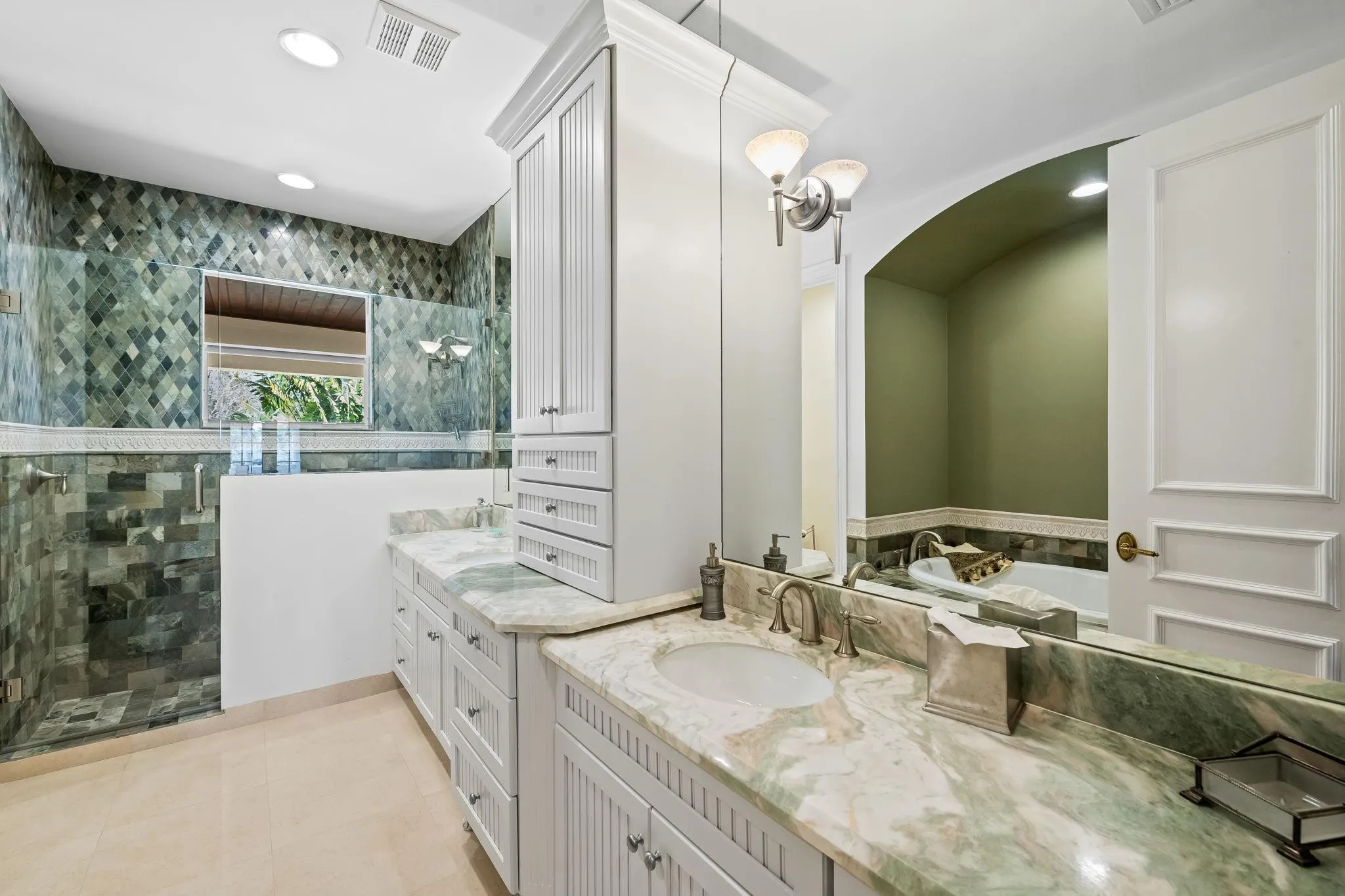 Property photo 46