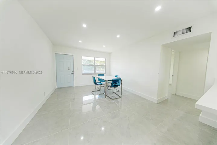 AS-IS LIVING ROOM (W/DINING TABLE)