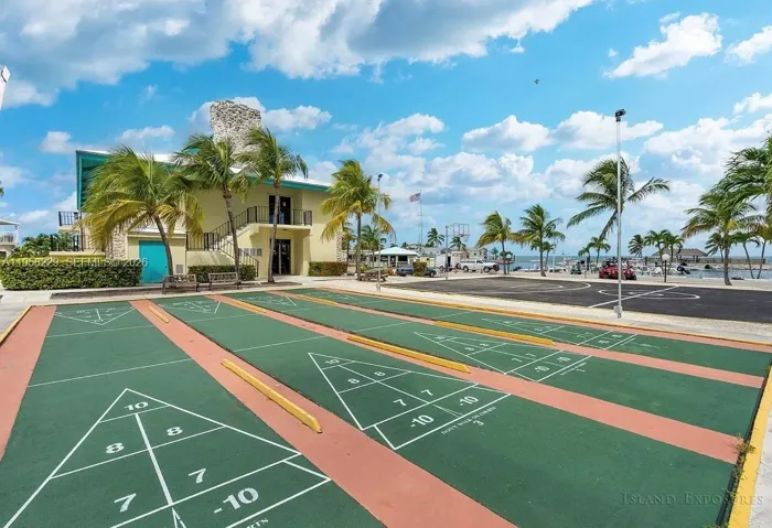 Shuffle Board