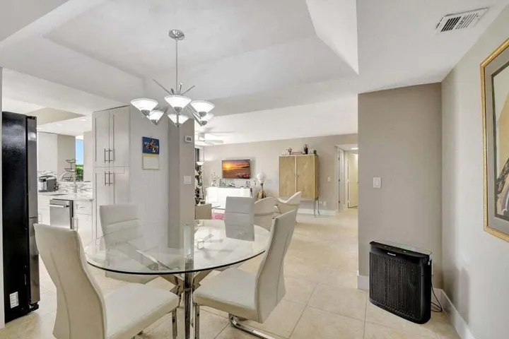 Dining b