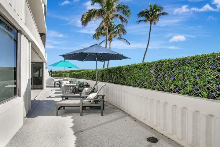 Patio k