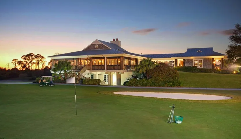 Medalist Village Club
