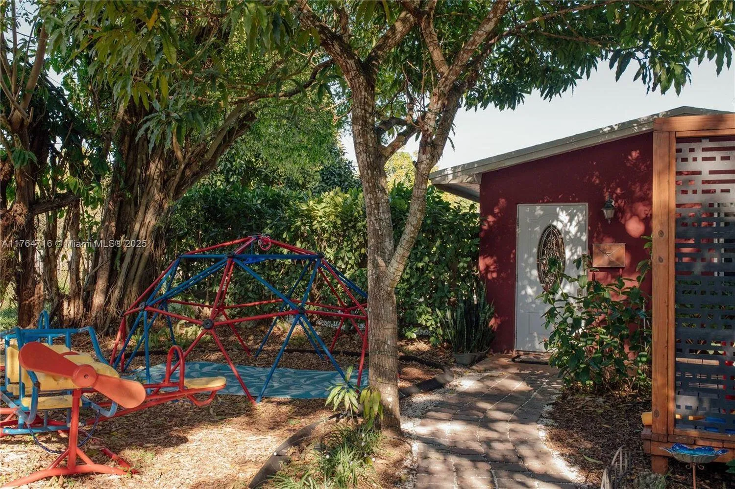 Property photo 44