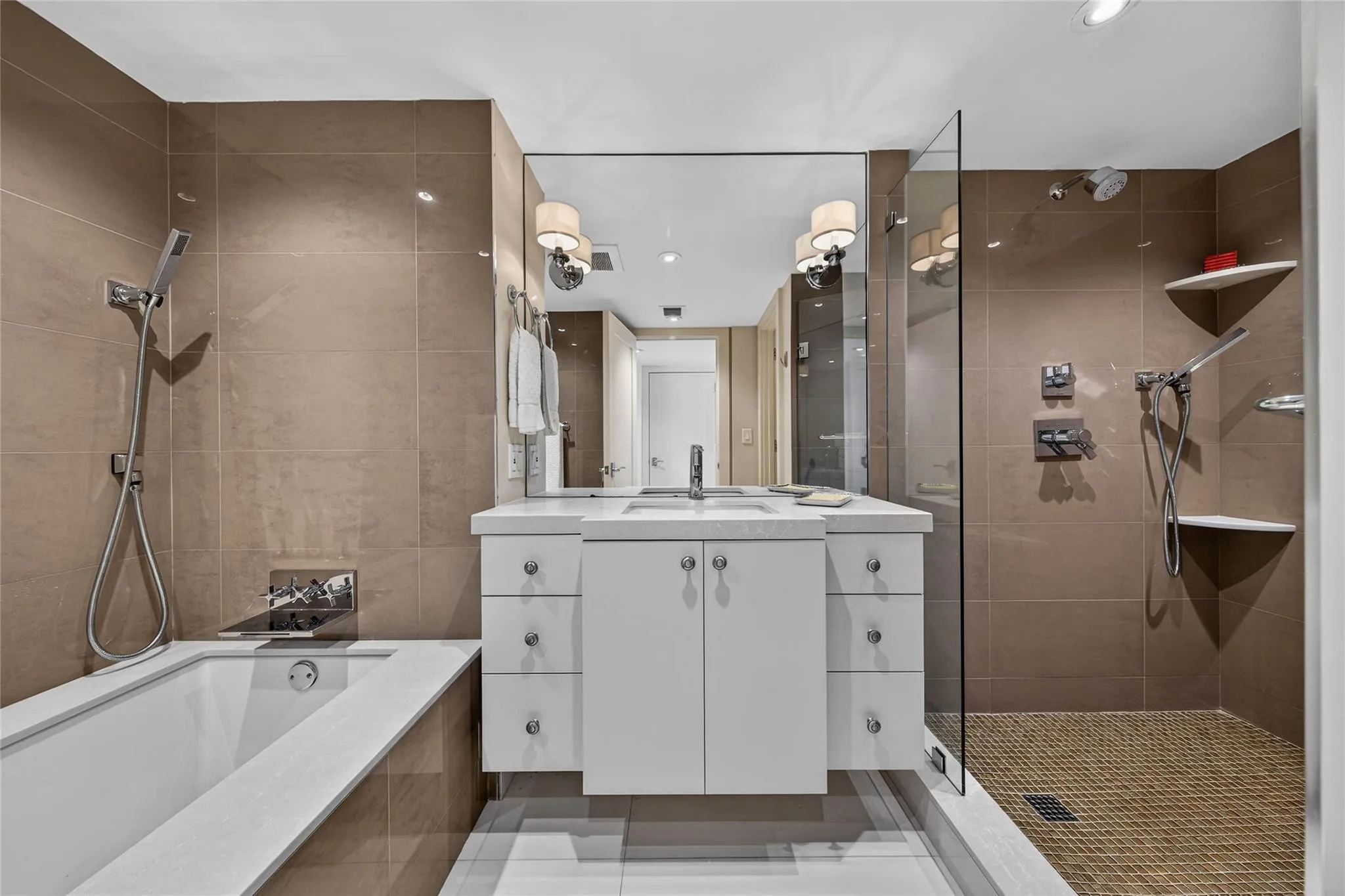 Property photo 89