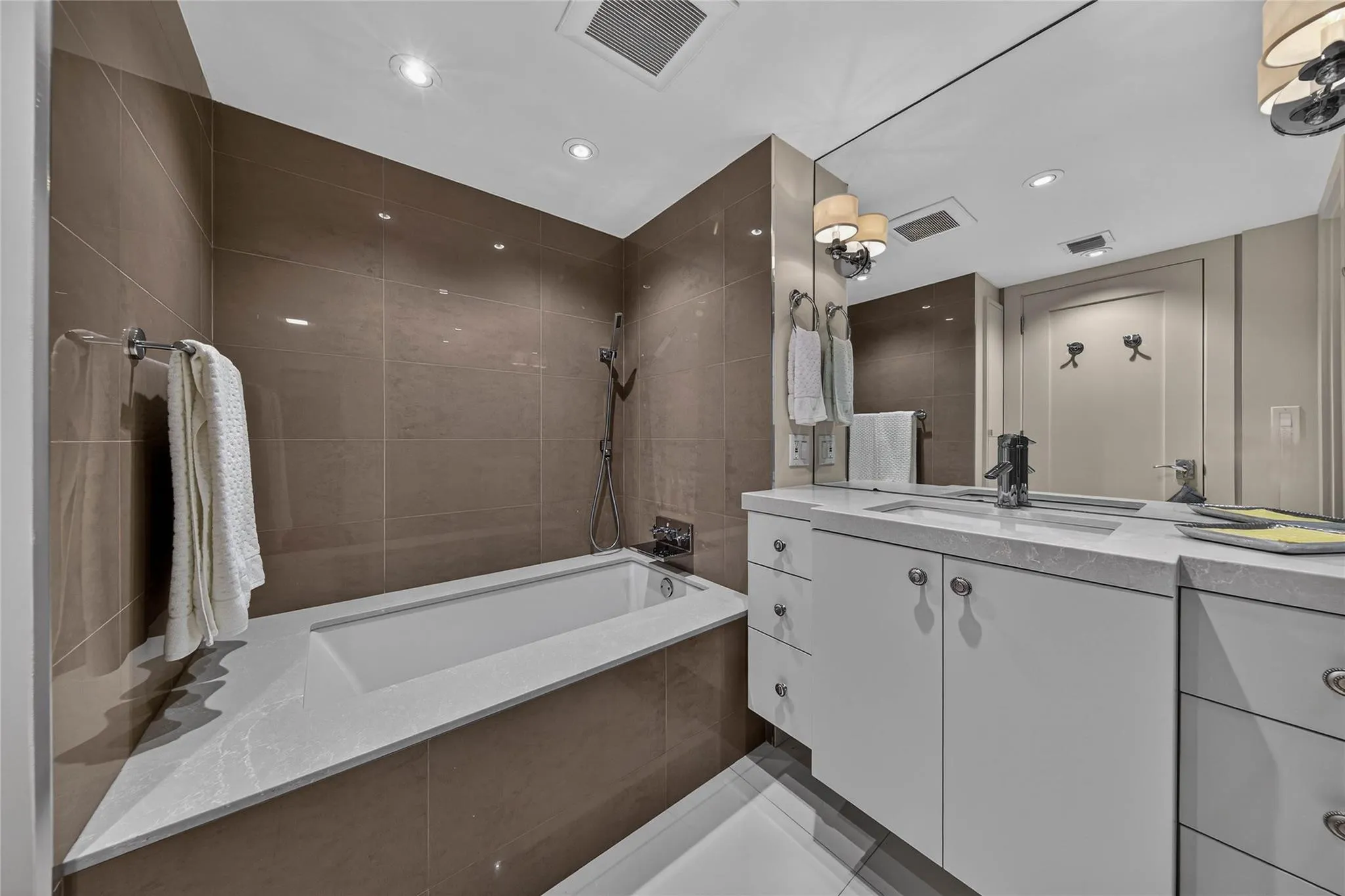 Property photo 88