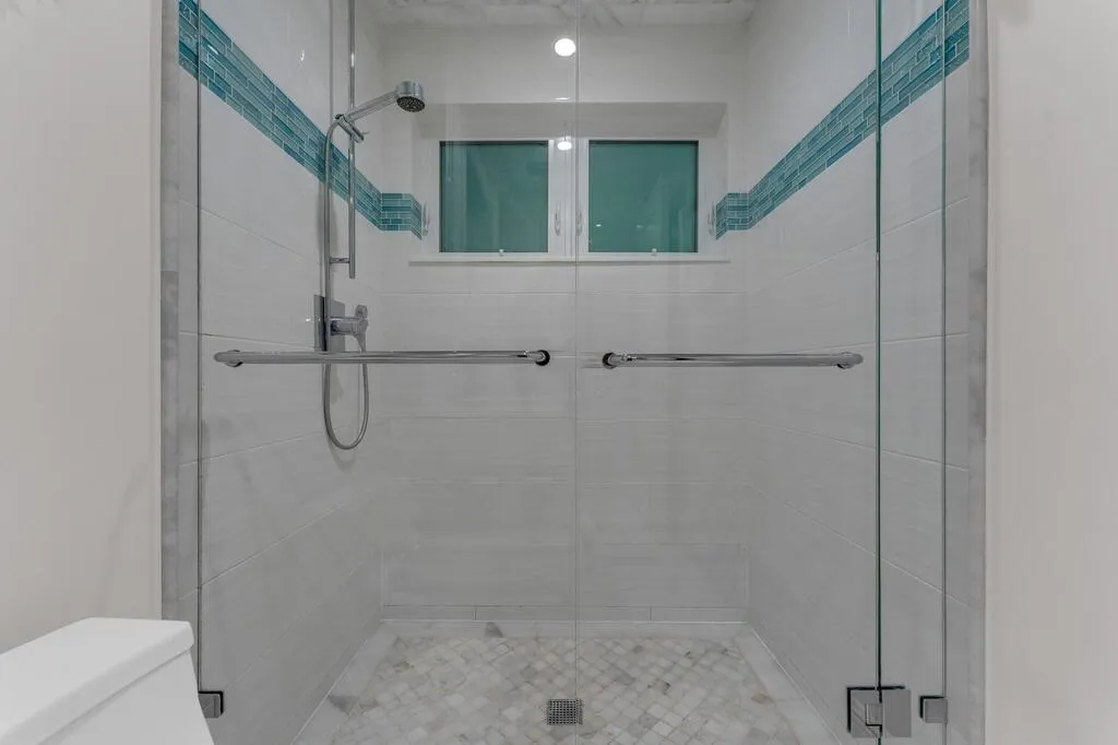 355 bath-2-2w