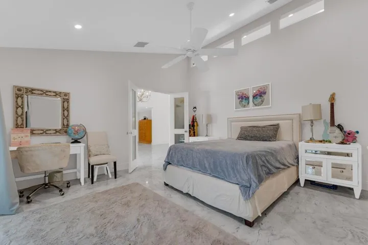 355 Library-Bed-5-2w
