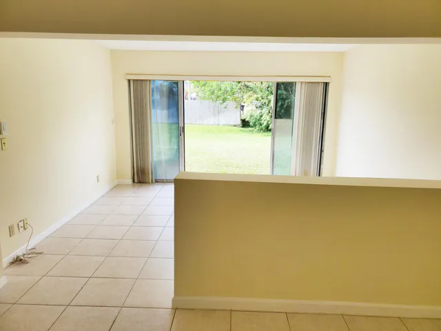 Florida room (1)