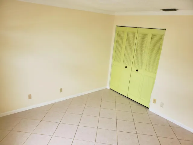 Bed room 2 (2)
