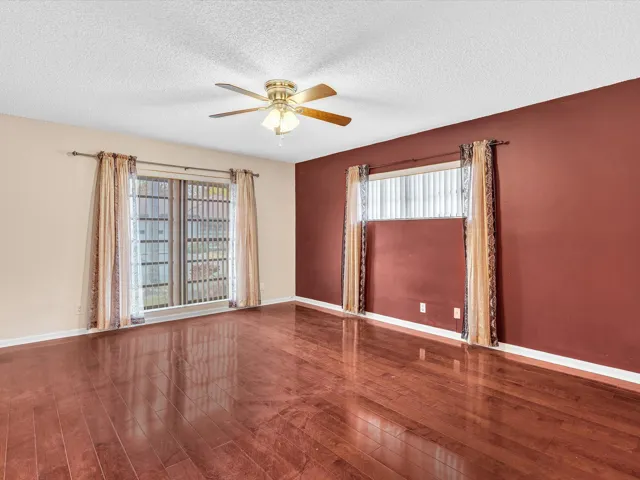 Master​​‌​​​​‌​​‌‌​‌‌​​​‌‌​‌​‌​‌​​​‌​​ Bedroom