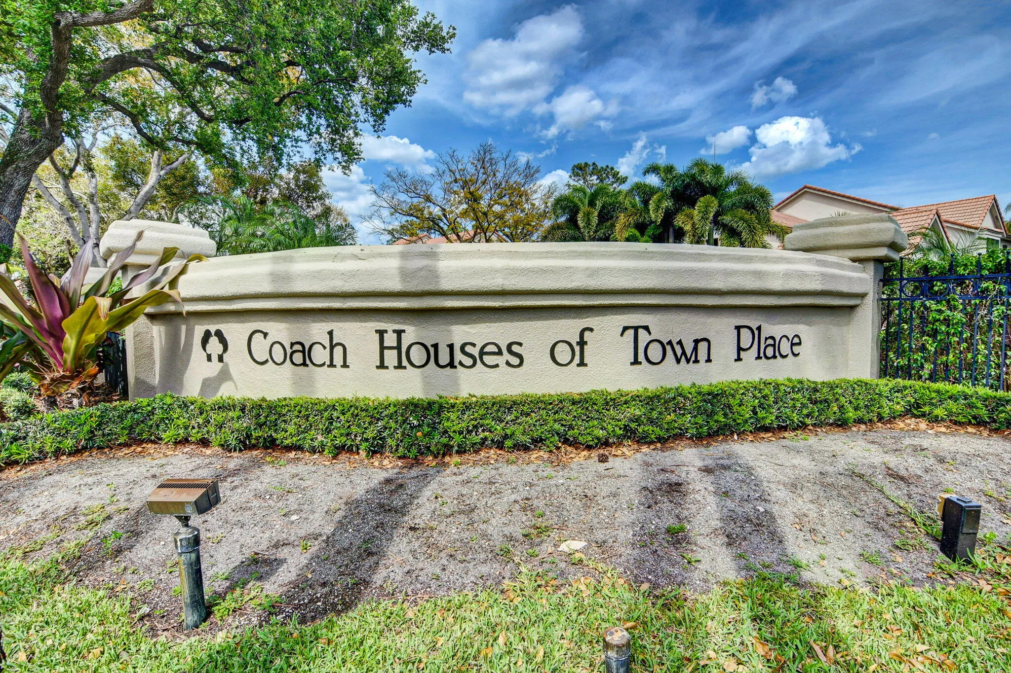 COACH HOUSE ENTRANCE
