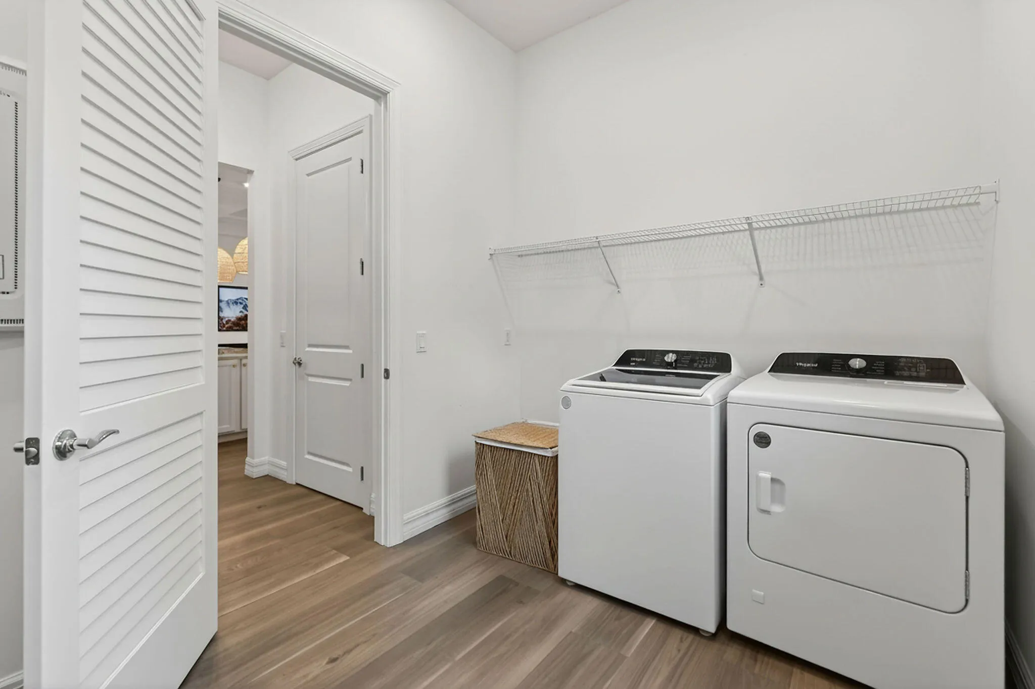10803StellarCir(57)