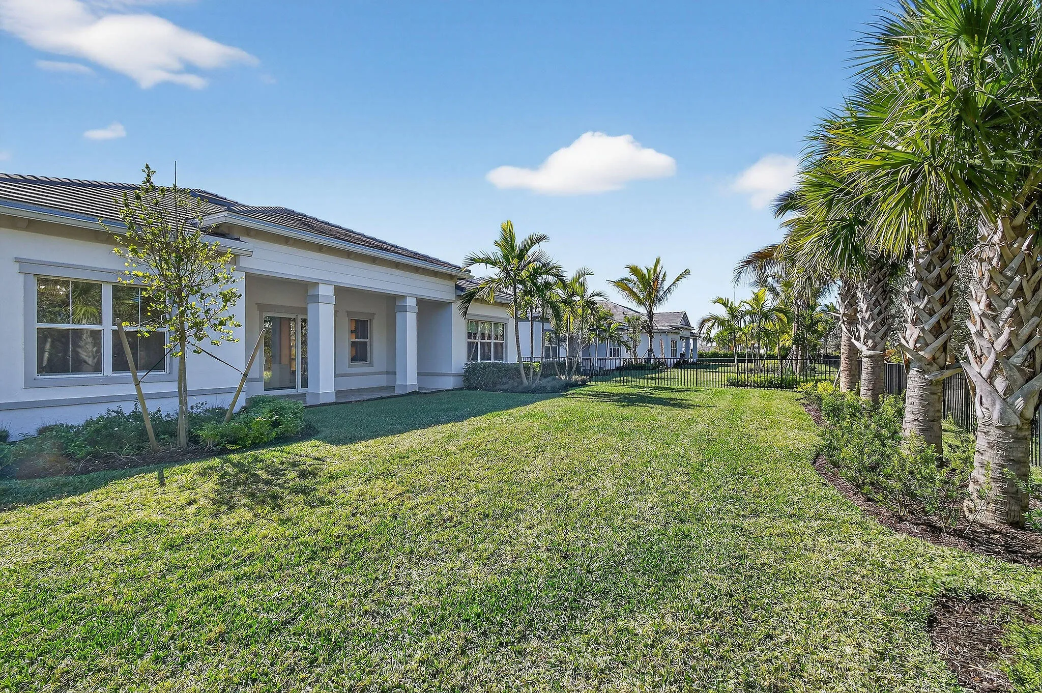 10803StellarCir(66)