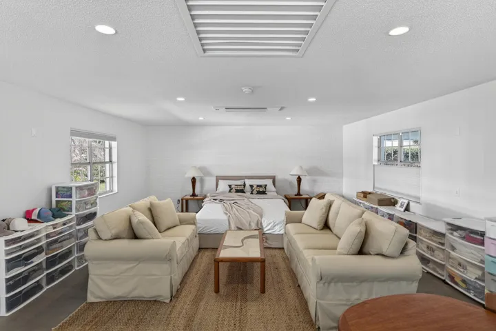 4945 16th Street-59