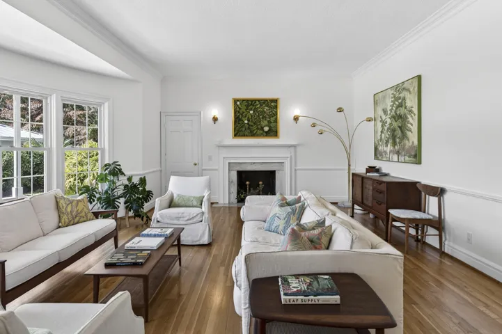 4945 16th Street-12