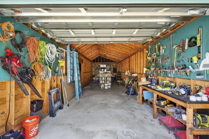 4945 16th Street-66