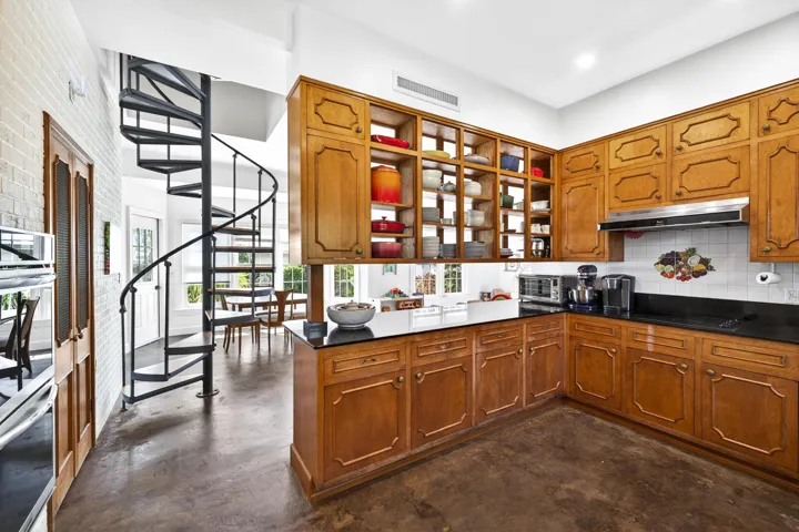 4945 16th Street-23