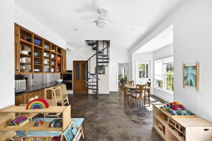 4945 16th Street-25