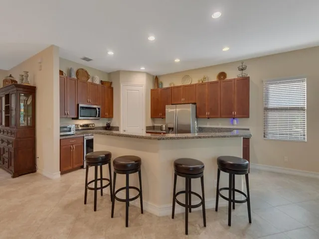 Breakfast Bar
