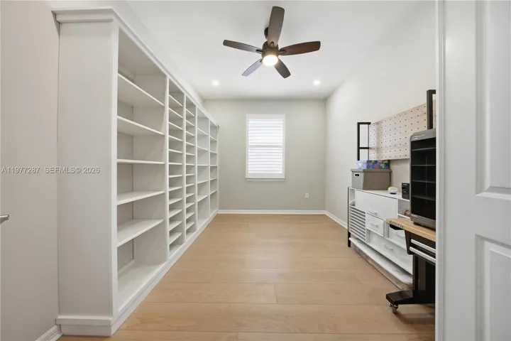 Flex Room/Den/3rd Bedroom