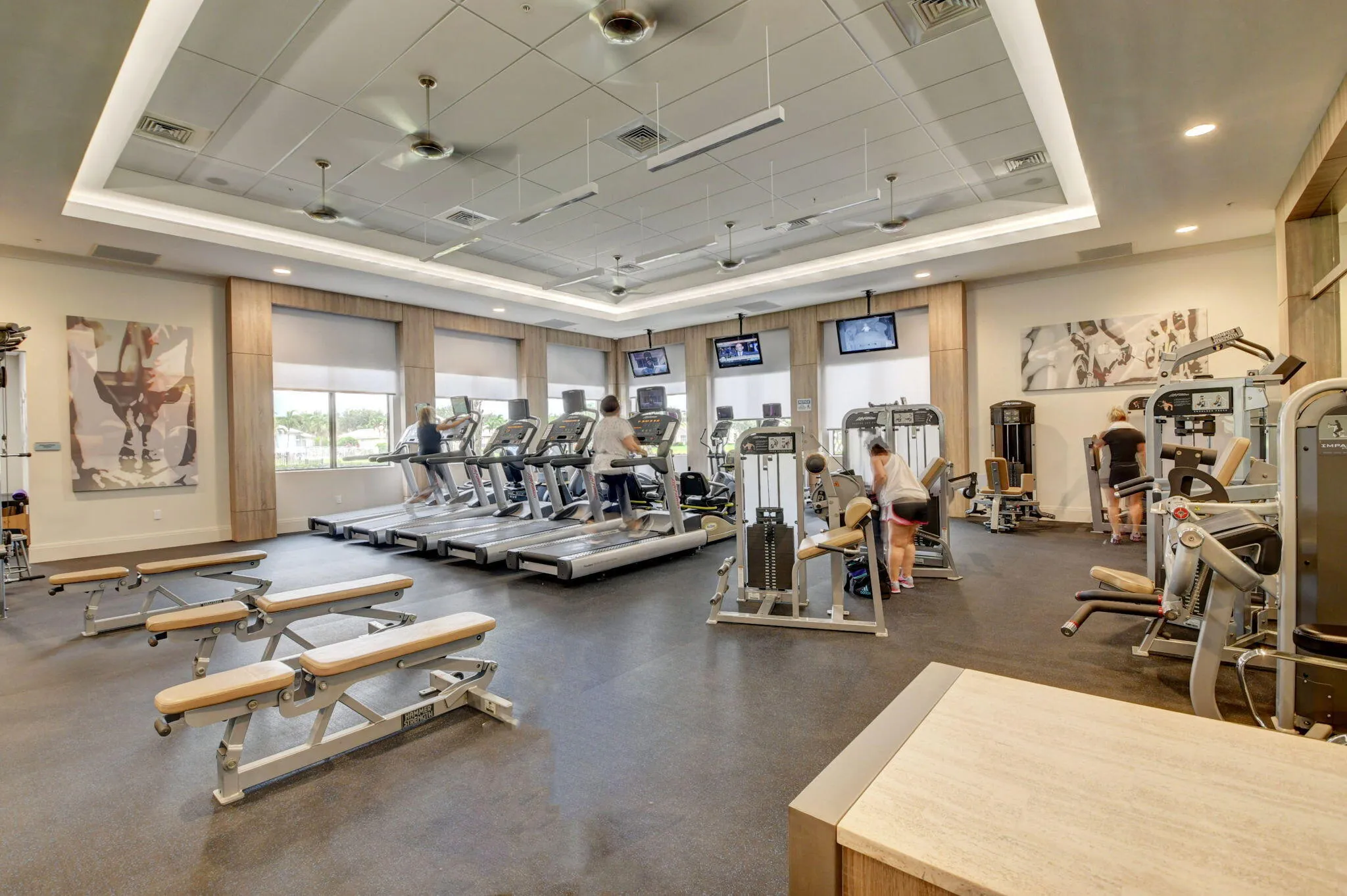 76-web-or-mls-73_valencia pointe (29)