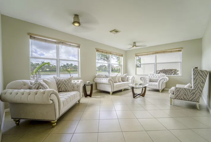 4_formal living room