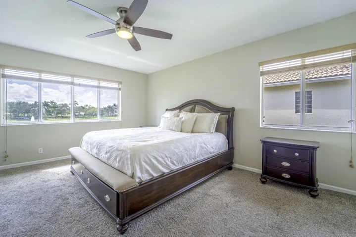 13_primary bedroom