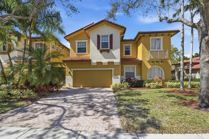 Large Driveway and 2 car garage good for 6 cars!