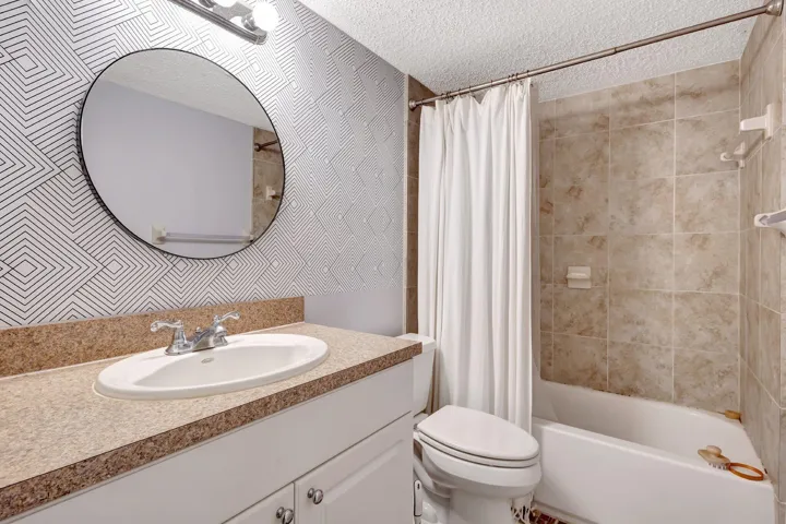 Second Full Bathroom