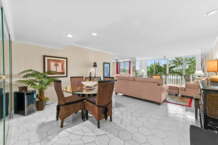 10 Dining room 01